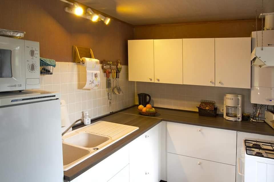 La Petite Maison Six Planes Extérieur photo